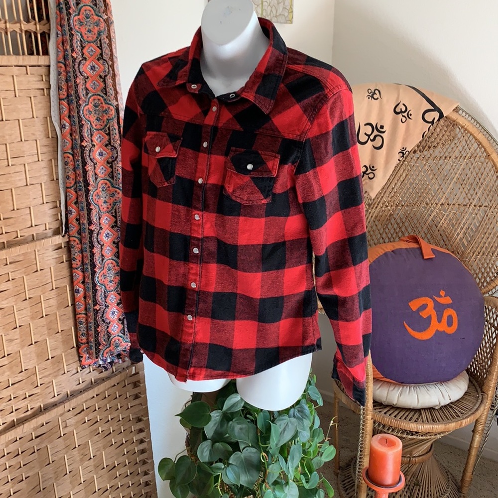 Warm flannel button down long sleeve shirt - Picture 2 of 4